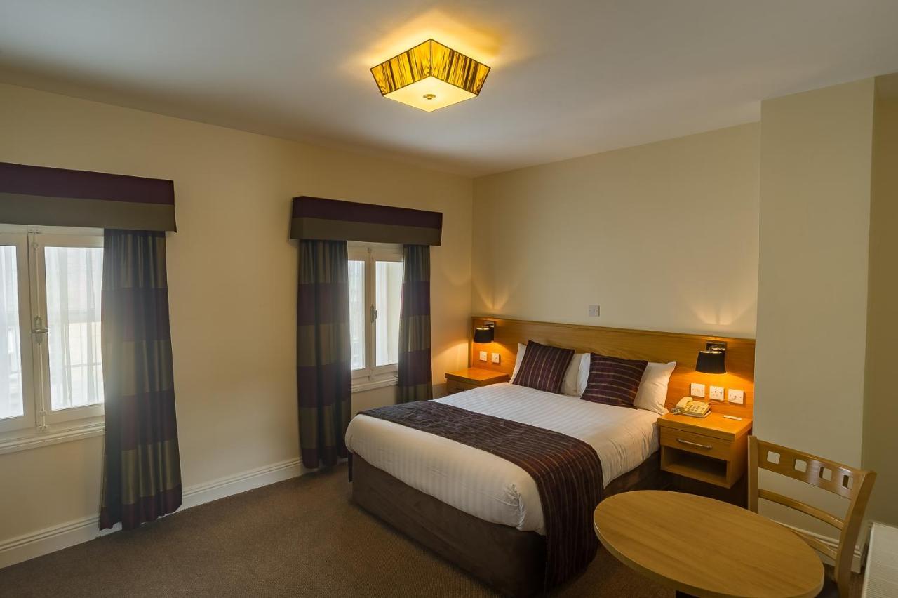 The Carraig Hotel Carrick-on-Suir Exterior foto