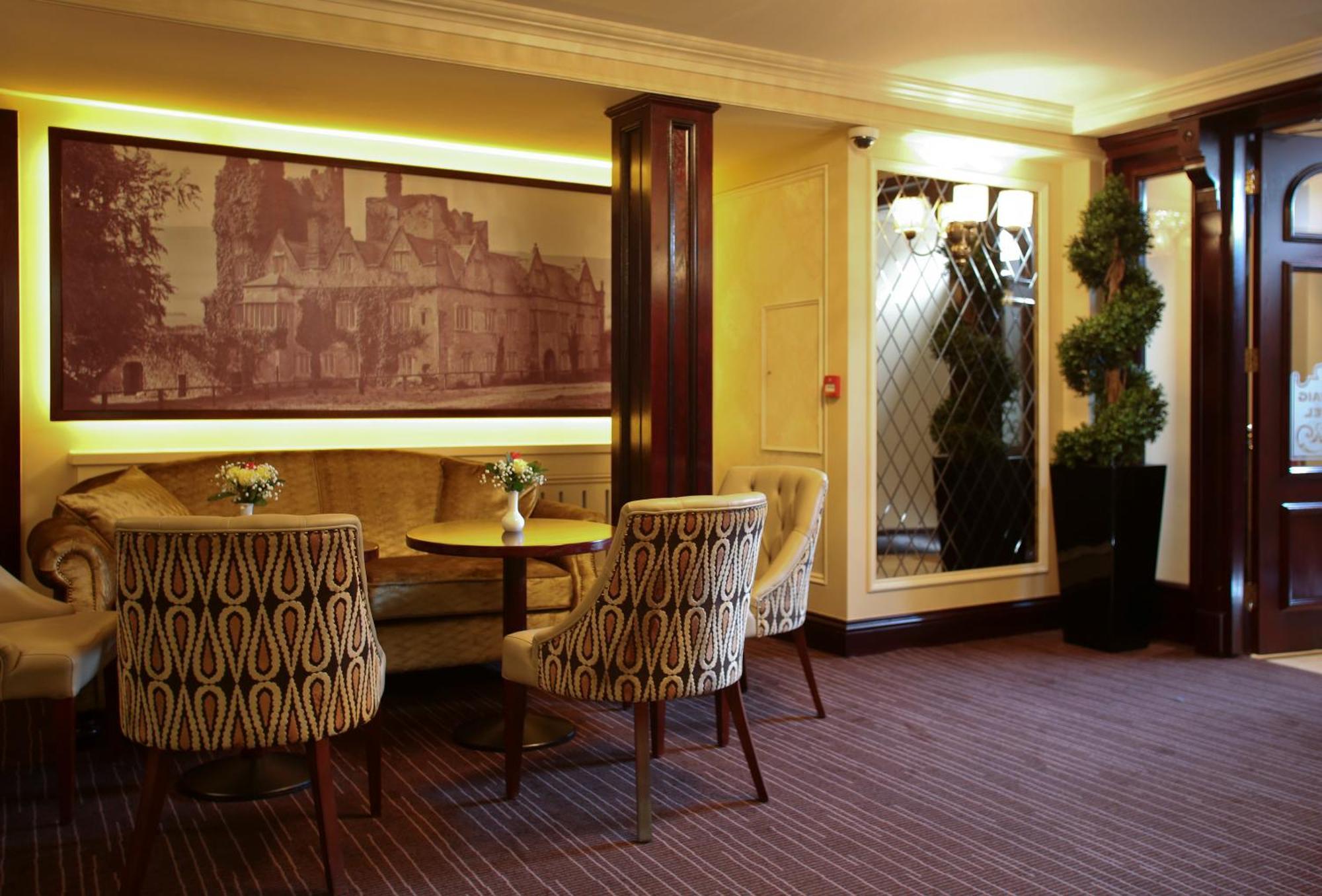 The Carraig Hotel Carrick-on-Suir Exterior foto